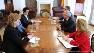 Chairman of RA Investigative Committee Aghvan Hovsepyan received regional representative of US FBI