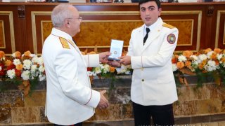 Торжественное заседание, посвященное Дню служащего Следственного комитета РА(фотографии)