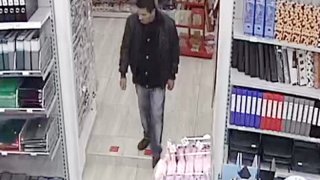 Գրախանութի սրահից գողացել են քաղաքացու բջջային հեռախոսը (լուսանկարներ)