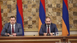 Премьер-министр представил аппарату Следственного комитета новоназначенного председателя СК Гайка Григоряна (Фото)