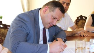 Information Base of U.S. National Center for Issues on Lost and Exploited Children to be available for RA Investigative Committee (photos)