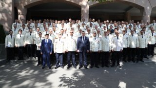 Բացառված է, որ որևէ քաղաքացի ՀՀ-ում քրեական պատասխանատվության չենթարկվի, եթե նրան քրեական պատասխանատվության ենթարկելու համար կան բավարար իրավական հիմքեր. ՀՀ Վարչապետը շնորհավորել է ՔԿ ծառայողներին՝ մասնագիտական տոնի կապակցությամբ (լուսանկարներ)