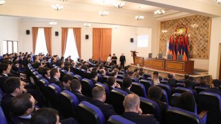 «Կենսաբանական ծագում ունեցող և ԴՆԹ պարունակող իրեղեն ապացույցների հայտնաբերում, փաթեթավորում, պահպանում» թեմայով դասախոսություն՝ Քննչական կոմիտեում (լուսանկարներ)