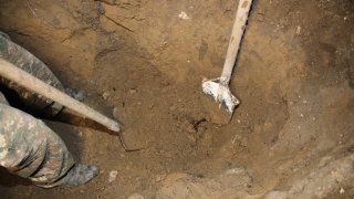 Քննչական կոմիտեի Էրեբունու բաժնի ծառայողները բացահայտել են 14 տարի առաջ կատարված սպանություն. մեկ անձ ձերբակալվել է (լուսանկարներ)