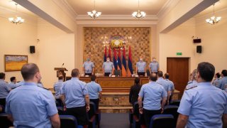 Employees of Investigative Committee Preparing for Conscription; Consultation in Investigative Committee (photos)