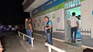 Ավազակություն՝ Էջմիածին քաղաքում (տեսանյութ, լուսանկարներ)