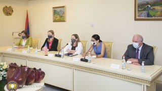 Քննչական կոմիտեի նախագահ Արգիշտի Քյարամյանն ընդունել է ԱՄՆ դեսպան Լին Թրեյսիին (լուսանկարներ)