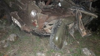 «ՈւԱԶ»-ը, կորցնելով կառավարումը, հայտնվել է ձորում. կա մեկ զոհ (լուսանկարներ)