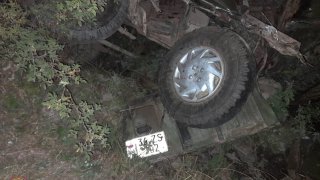 «ՈւԱԶ»-ը, կորցնելով կառավարումը, հայտնվել է ձորում. կա մեկ զոհ (լուսանկարներ)