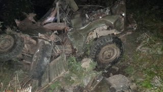 «ՈւԱԶ»-ը, կորցնելով կառավարումը, հայտնվել է ձորում. կա մեկ զոհ (լուսանկարներ)