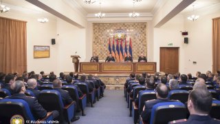 Քննչական կոմիտեի ծառայողի օրվա կապակցությամբ կոմիտեի մի շարք աշխատակիցներ արժանացել են տարբեր պարգևների և խրախուսանքների (լուսանկարներ)