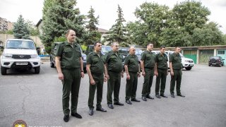 ՀՀ քննչական կոմիտեի ԶՔԳՎ կայազորային քննչական բաժինների կարիքների համար պետական միջոցներով ձեռք է բերվել 12 նոր ավտոմեքենա (տեսանյութ, լուսանկարներ)