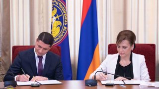 Следственный комитет РА в рамках своих 10-летних юбилейных мероприятий подписал меморандумы о сотрудничестве с 9 ведущими научно-образовательными учреждениями республики (фото)
