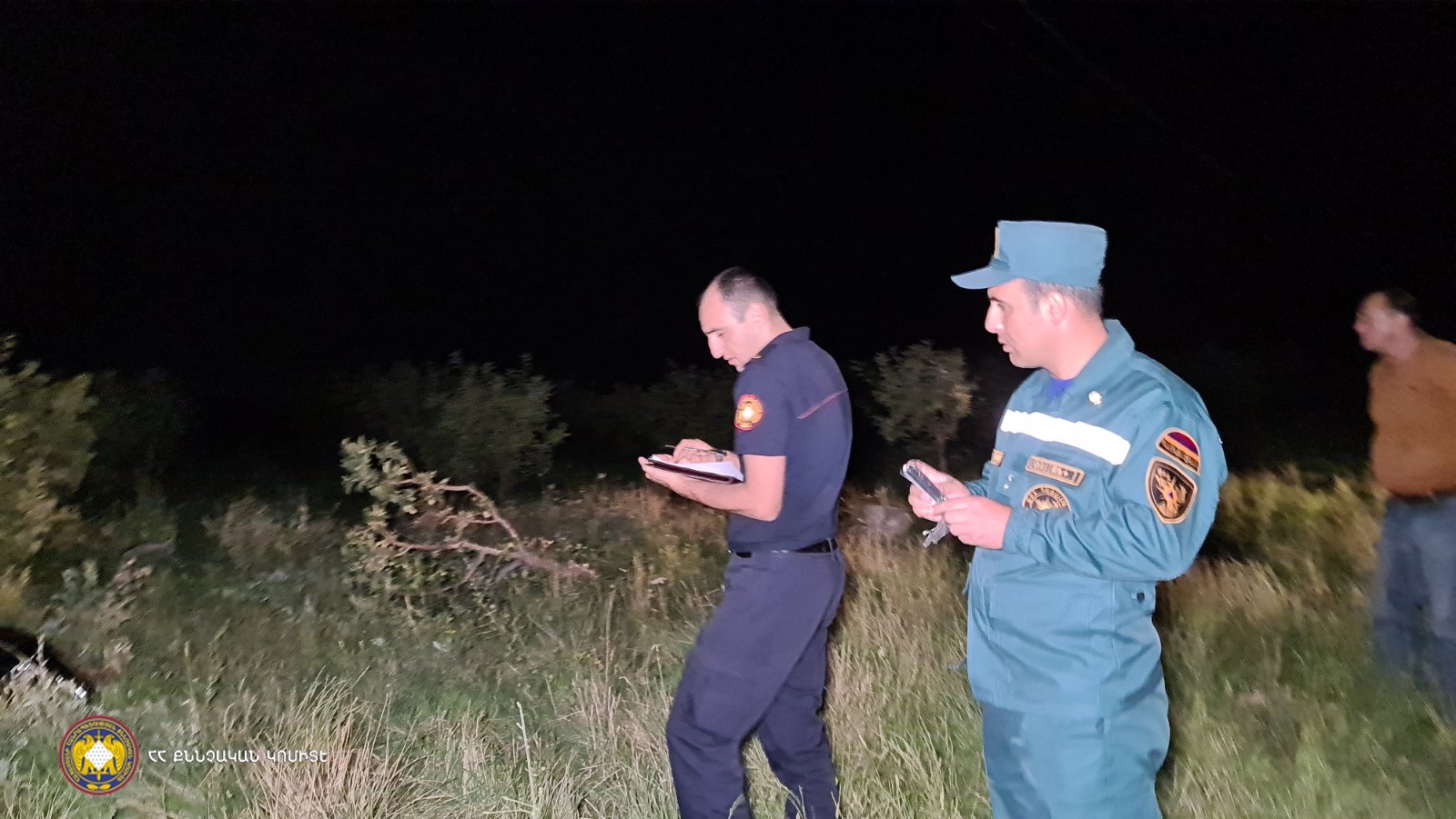 «Տոյոտա» մակնիշի ավտոմեքենան գլխիվայր շրջվել է. կա զոհ (տեսանյութ, լուսանկարներ)