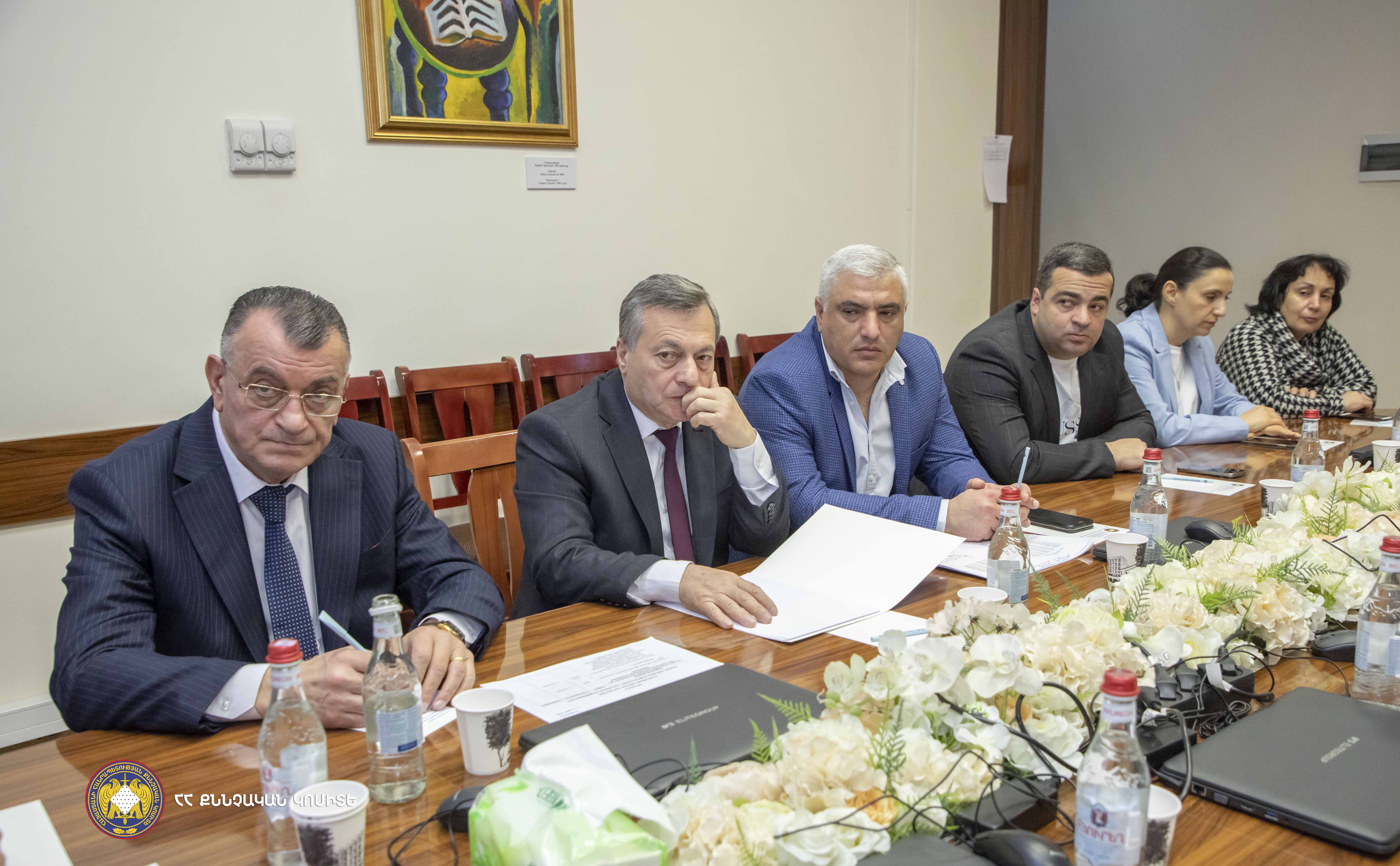 ՀՀ քննչական կոմիտեում կազմակերպվել է 2025-2027 թվականների միջնաժամկետ ծախսային ծրագրի և 2025 թվականի բյուջետային հայտի նախագծերի հանրային քննարկում (լուսանկարներ)