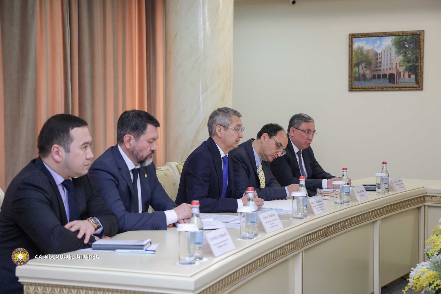 Քննչական կոմիտեի նախագահ Արթուր Պողոսյանն ընդունել է Հայաստանում Ղազախստանի դեսպանին