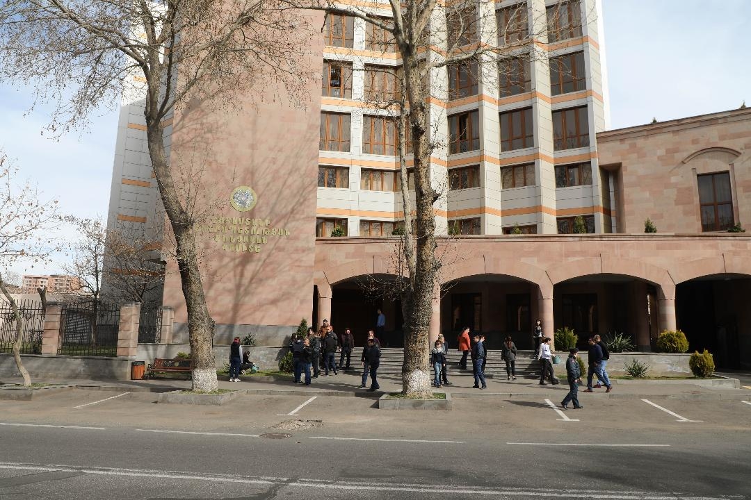 ՀՀ քննչական կոմիտեի աշխատակիցները մասնակցել են համապետական շաբաթօրյակին. (լուսանկարներ)