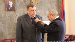 Приказом председателя  Следственного комитета РА руководитель ереванского офиса ОБСЕ Андрей Сорокин награжден медалью “За сотрудничество” (фото)