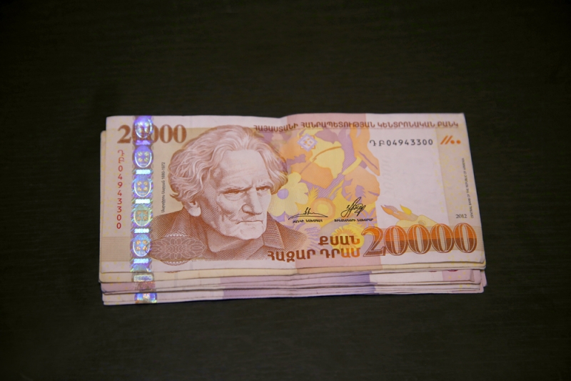 Preliminary investigation of the criminal case, initiated on swindling money by cheating a citizen under the pretext of giving a bribe to several officials, completed