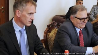 ՀՀ ՔԿ նախագահ Աղվան Հովսեփյանն ընդունել է ԵԱՀԿ երևանյան գրասենյակի նորանշանակ ղեկավար, դեսպան Արգո Ավակովին (Լուսանկարներ)