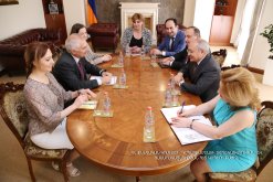 Председатель СК РА Агван Овсепян принял руководителя делегации ЕС в Армении, посла Петра Свитальского