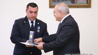 В Котайке раскрыты более десятка случаев квартирных краж; председатель СК РА наградил за профессиональную работу (фото)