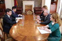 RA IC Chairman Aghvan Hovsepyan received Ambassador Extraordinary and Plenipotentiary of Kazakhstan to Armenia (Photos)