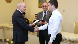 Քննիչների թեկնածուների՝ Արդարադատության ակադեմիան ավարտած շրջանավարտները ծառայության նշանակվեցին ՀՀ քննչական կոմիտեում (Լուսանկարներ)