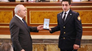 Стали известны подразделение и следователь, добившиеся в 2016 году лучших показателей: они удостоены наград(фото)