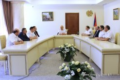 RA IC Chairman Aghvan Hovsepyan congratulated employees of State Committee of Real Estate Cadatstre on anniversary (Photos)