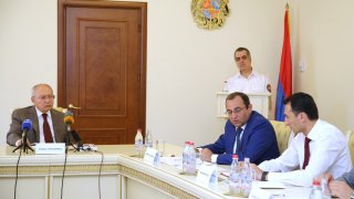 Consultation on issues of criminal-legal protection monuments of historical and cultural value held in RA Investigative Committee (Photos)