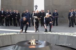 Delegations headed by Chairmen of Investigative Committees of Russia and Belarus visited Memorial of Tsitsernakaberd (Photos)