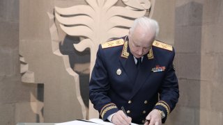 Delegations headed by Chairmen of Investigative Committees of Russia and Belarus visited Memorial of Tsitsernakaberd (Photos)