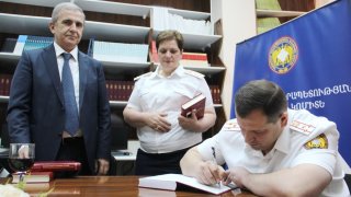 ՀՀ քննչական կոմիտեում տեղի է ունեցել երկու մենագրության շնորհանդես (Լուսանկարներ)