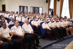 Премьер-министр представил аппарату Следственного комитета новоназначенного председателя СК Гайка Григоряна (Фото)