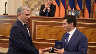 Քննչական կոմիտեի դեպարտամենտի ղեկավար Արամ Նիկոյանը շնորհավորել է դեպարտամենտի աշխատակիցներին՝ մասնագիտական տոնի կապակցությամբ (լուսանկարներ)