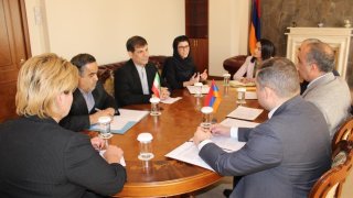 ՔԿ նախագահի տեղակալն ընդունել է Հայաստանում Իրանի Իսլամական Հանրապետության դեսպանության գործերի ժամանակավոր հավատարմատարին (լուսանկարներ)