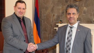 Председатель СК РА Гайк Григорян принял Чрезвычайного и Полномочного посла ОАЭ в Армении Джасима Мухаммеда аль-Касими(Фото)