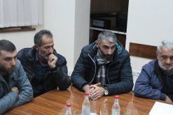 Chairman of RA Investigative Committee Met Dead Servicemen's Relatives (photos)