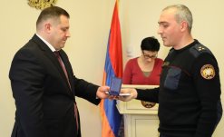 Քննչական կոմիտեի նախագահը կոչումներ է շնորհել ՔԿ աշխատակիցներին (լուսանկարներ)