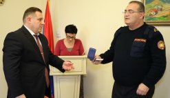 Chairman of Investigative Committee Granted Titles to IC Employees (photos)