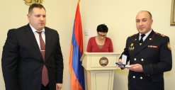 Քննչական կոմիտեի նախագահը կոչումներ է շնորհել ՔԿ աշխատակիցներին (լուսանկարներ)