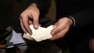 ԻԻՀ  երկու քաղաքացի կալանավորվել է՝ ապօրինի կերպով թմրամիջոց ձեռք բերելու, պահելու և իրացնելու մեղադրանքով (լուսանկարներ, տեսանյութ)