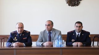 ՔԿ նախագահի տեղակալը Շիրակի մարզային քննչական վարչության աշխատակիցներին ներկայացրել է նորանշանակ պետին (լուսանկարներ)