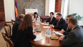 Председатель Следственного комитета принял директора компании “ЭЛАРД” (фото)