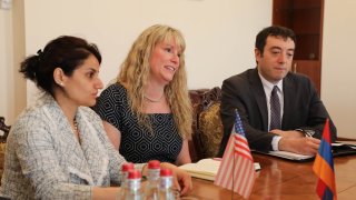 Քննչական կոմիտեի նախագահն ընդունել է ԱՄՆ պետքարտուղարության ԹՊԻՀ  բյուրոյի վաշինգտոնյան գրասենյակի Եվրոպայի, Եվրասիայի, Կենտրոնական Ասիայի ծրագրերի ղեկավար Ջուդիթ Քեմբելին (Լուսանկարներ)