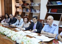 Applications of Mid-Term Expenditures Program of 2020–2022 and Budget Financing of 2020 Discussed in Investigative Committee (photos)