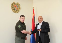 Chairman of Investigative Committee Awarded Staff of «Forensic Medical Scientific-Research Center» SNCO of RA Ministry of Health (photos)