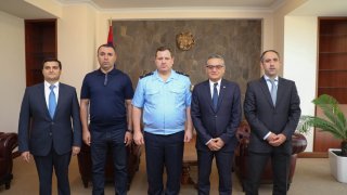 Քննչական կոմիտեի նախագահը պարգևատրել է ՀՀ ֆուտբոլի ֆեդերացիայի փոխնախագահին և ՀՀ ֆուտզալի ազգային հավաքականի գլխավոր մարզչին (լուսանկարներ)