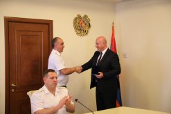 Chairman of Investigative Committee Awarded a Number of Police Officers (photos)